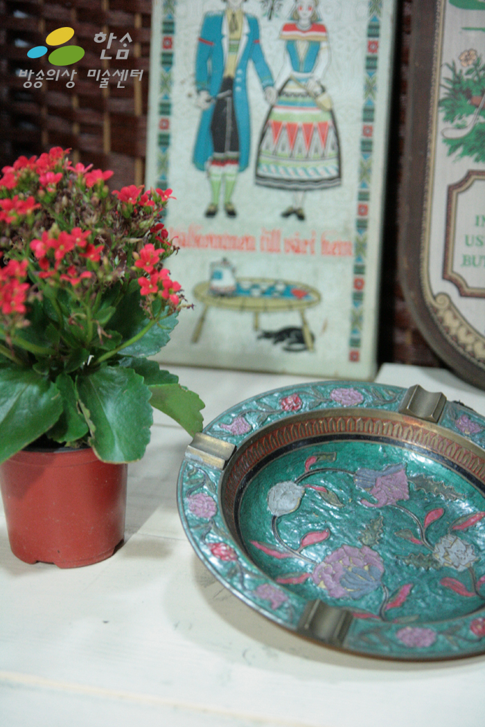 E04.벽걸이용쟁반