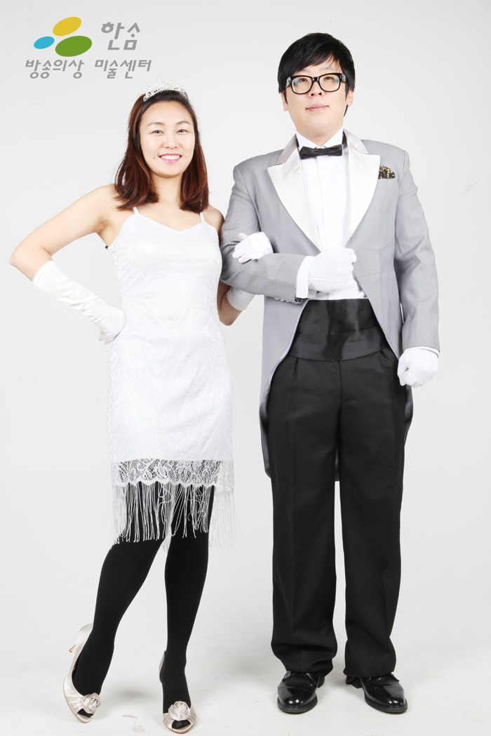 1072.턱시도커플