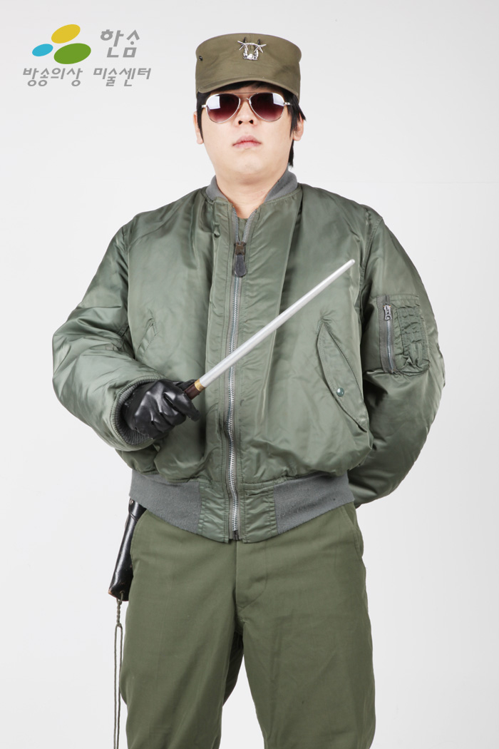 1157.옛날군복-점퍼