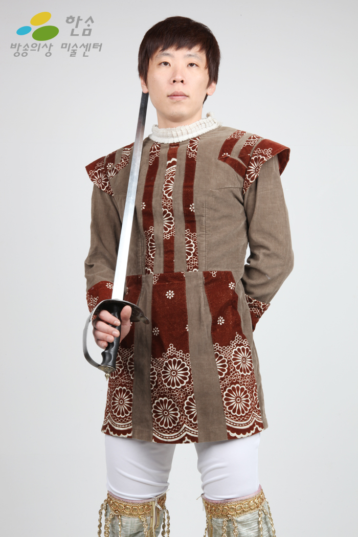 1561.중세의상-남