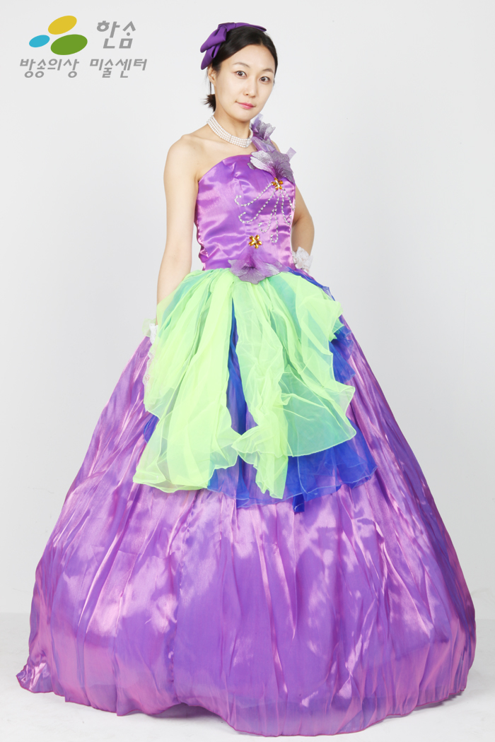 1816.파티드레스