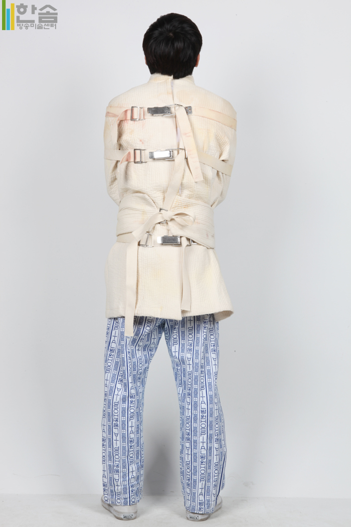 1894.환자-억압복