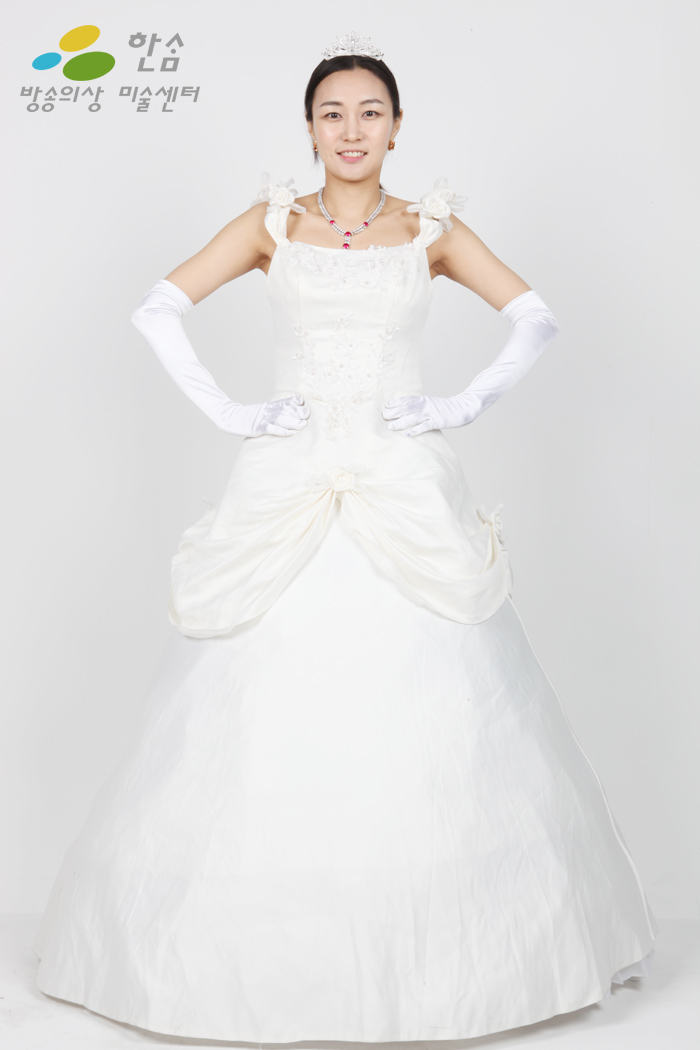 1947.파티드레스