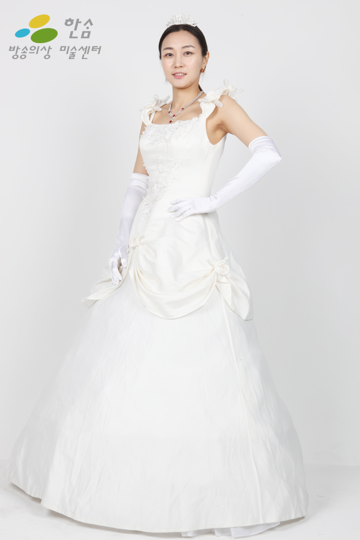 1947.파티드레스