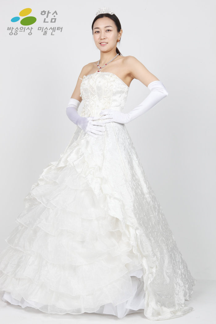 1948.파티드레스