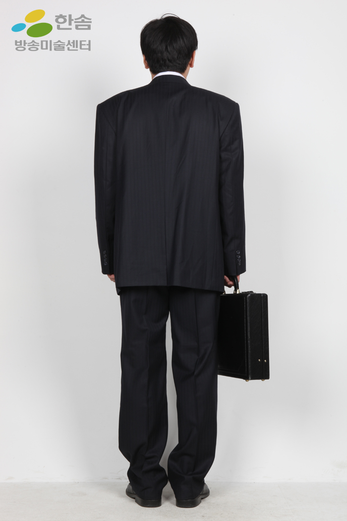 2437.회사원-양복