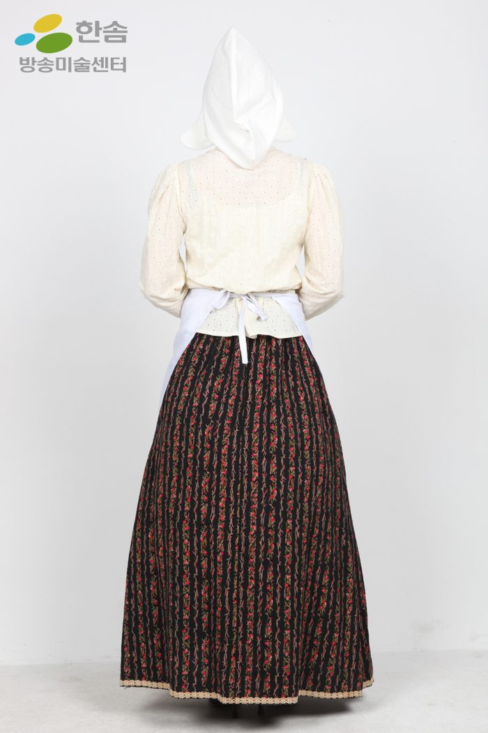 2466.민속의상-미국