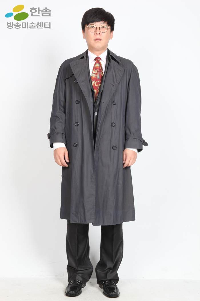 2546.회사원-코트