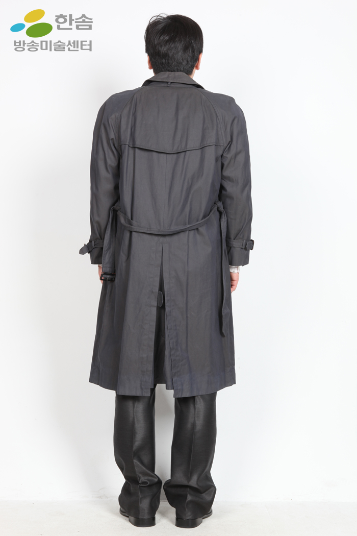 2546.회사원-코트