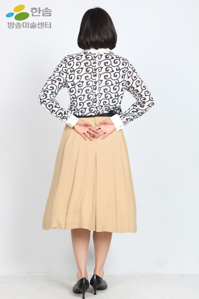 2554.복고드레스