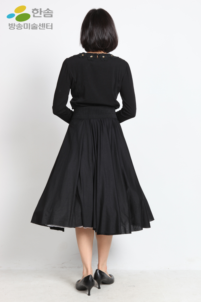 2567.복고드레스