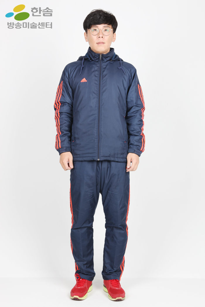 2713.감독추리닝