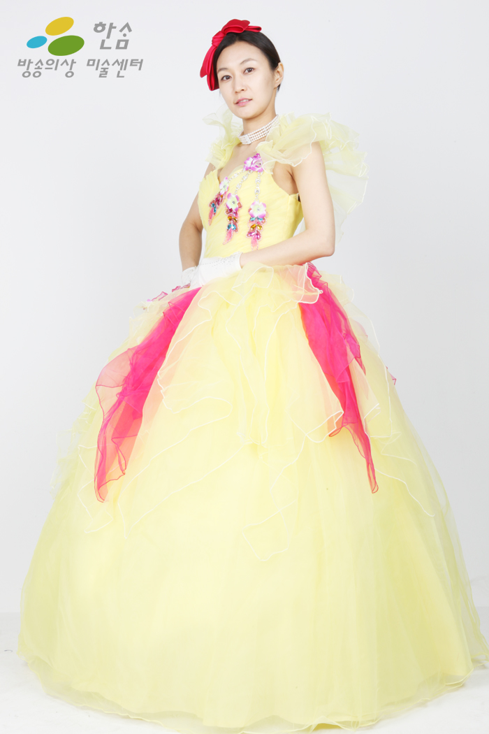 1819.중세파티드레스