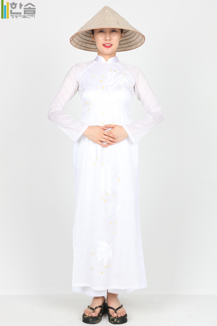 3670.베트남-아오자이(여)