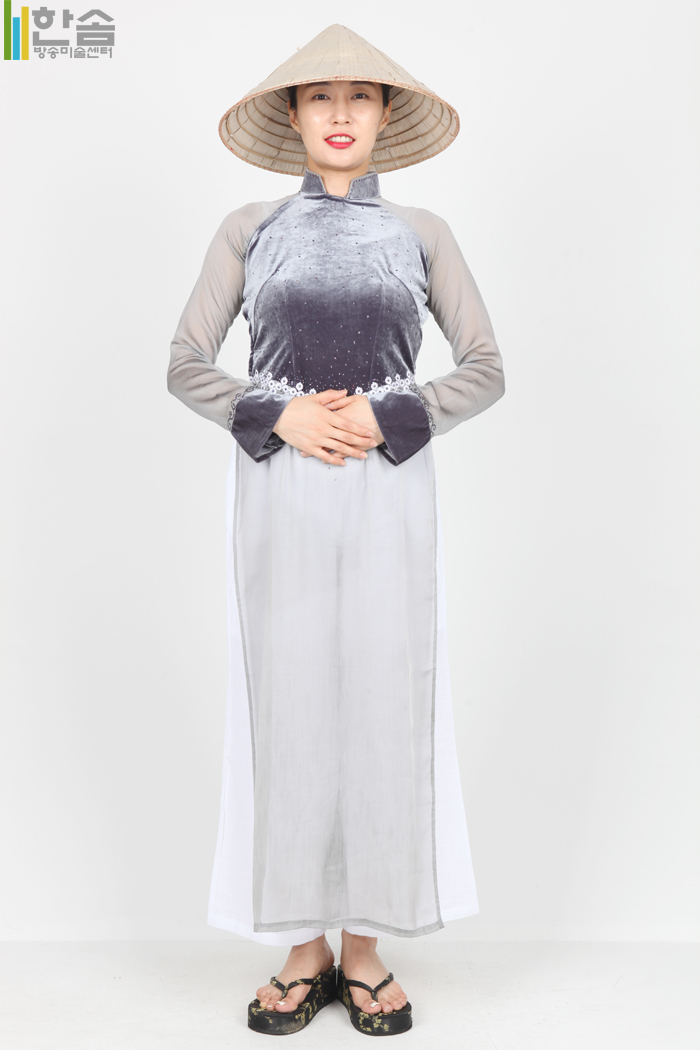 3675.베트남-아오자이(여)