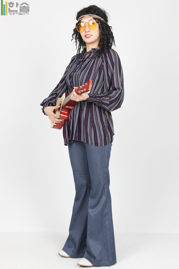 3837.보헤미안(히피족)