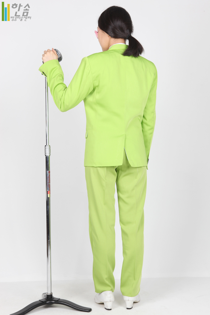 3848.트로트가수(남장여자)