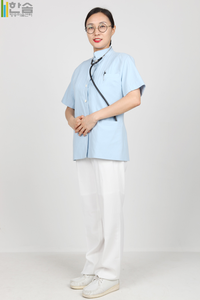 4492.의사(진료복)