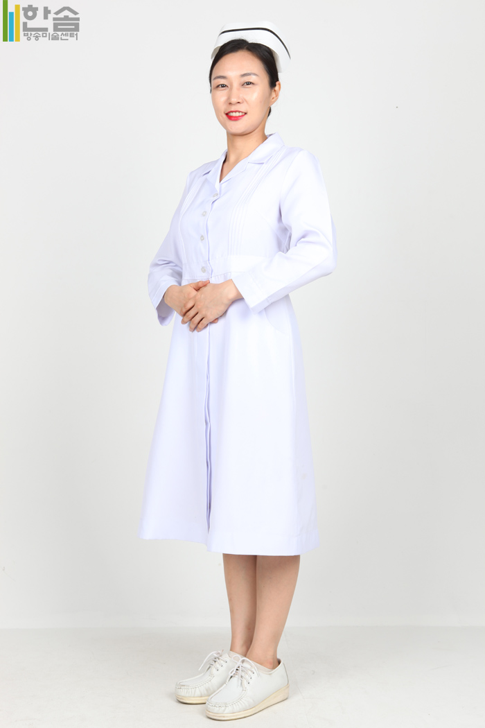 4543.복고간호사