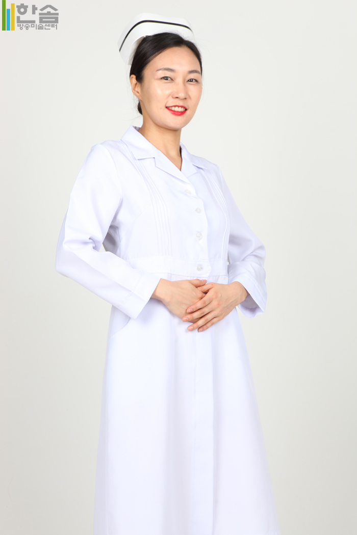 4543.복고간호사