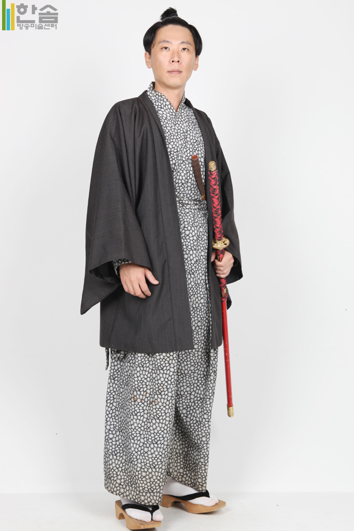 3713.일본-하카마세트(남)