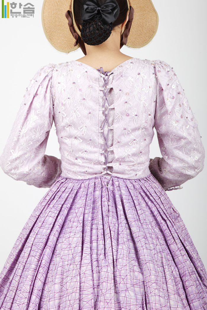 4654.중세드레스