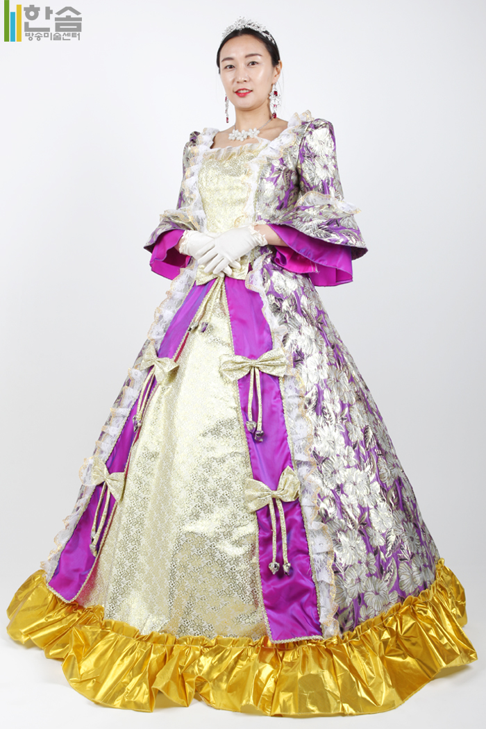 4640.중세드레스