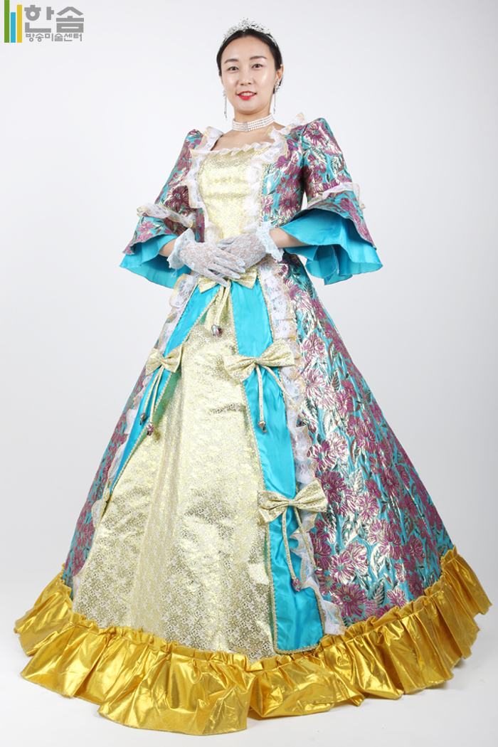 4642.중세드레스