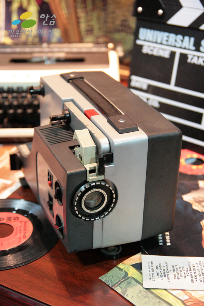 P28.옛날카메라