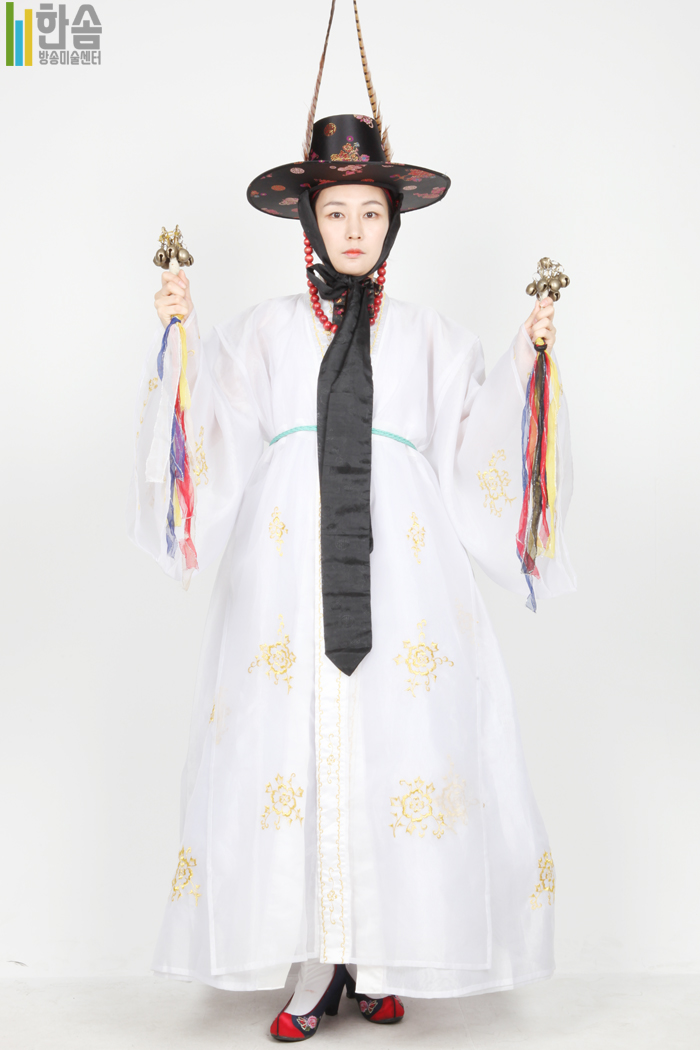 2032.무당4